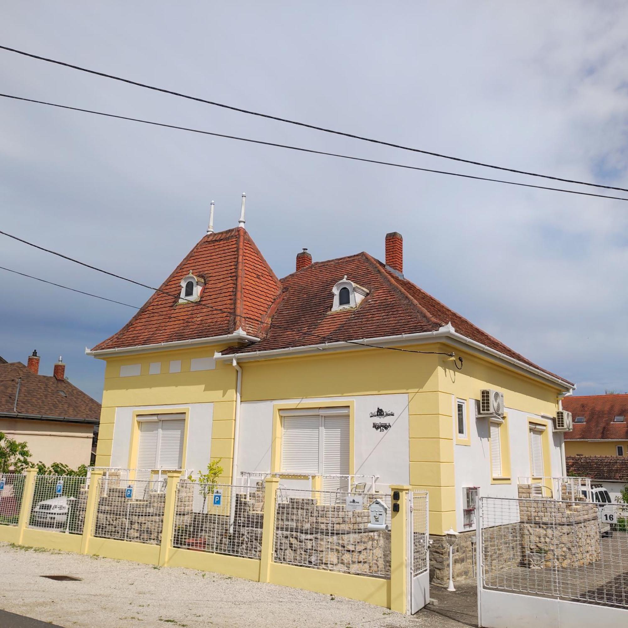 Villa Vanilia Кестхей Экстерьер фото