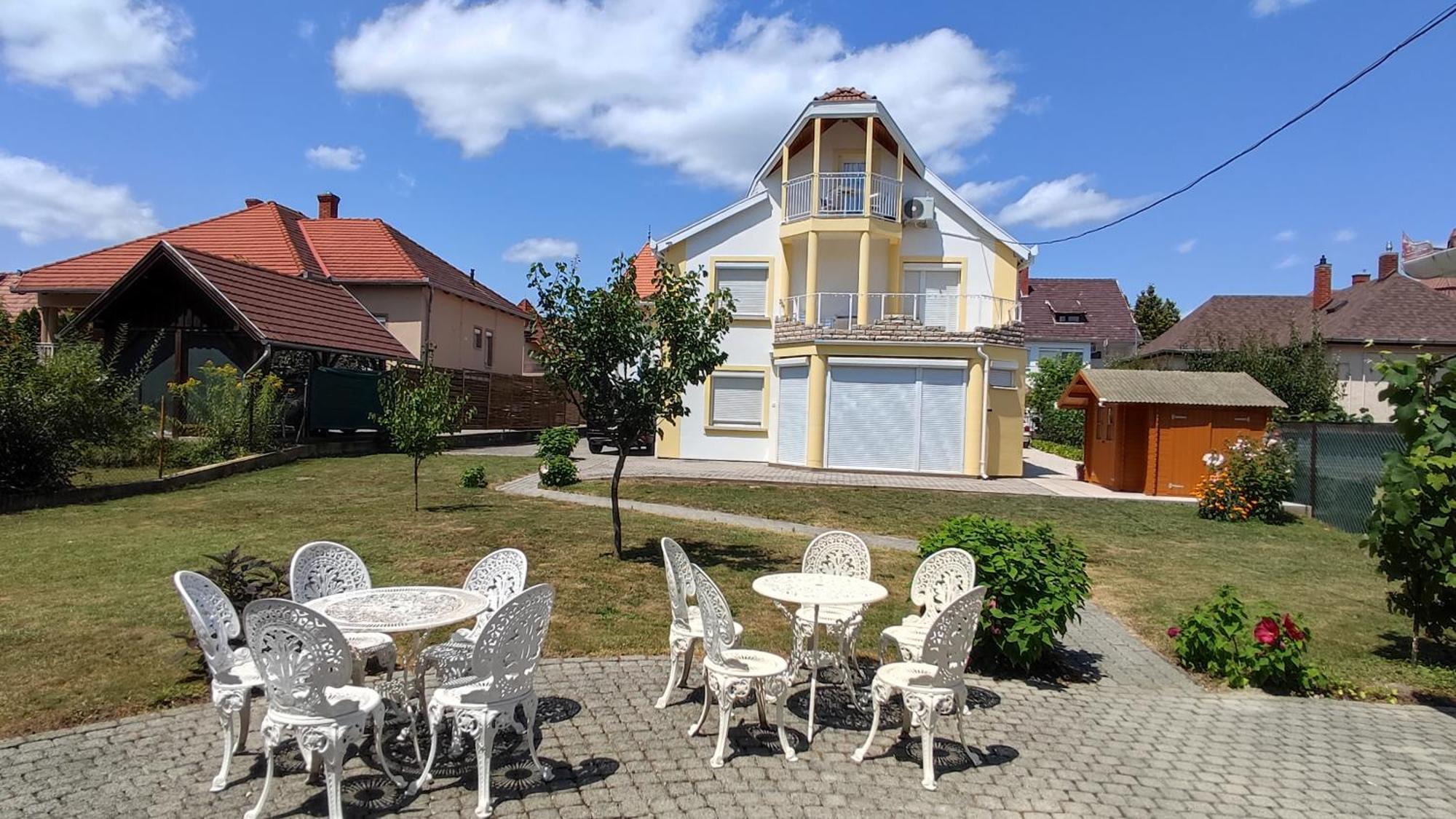 Villa Vanilia Кестхей Экстерьер фото